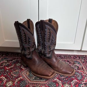 Ariat brown square toed boots